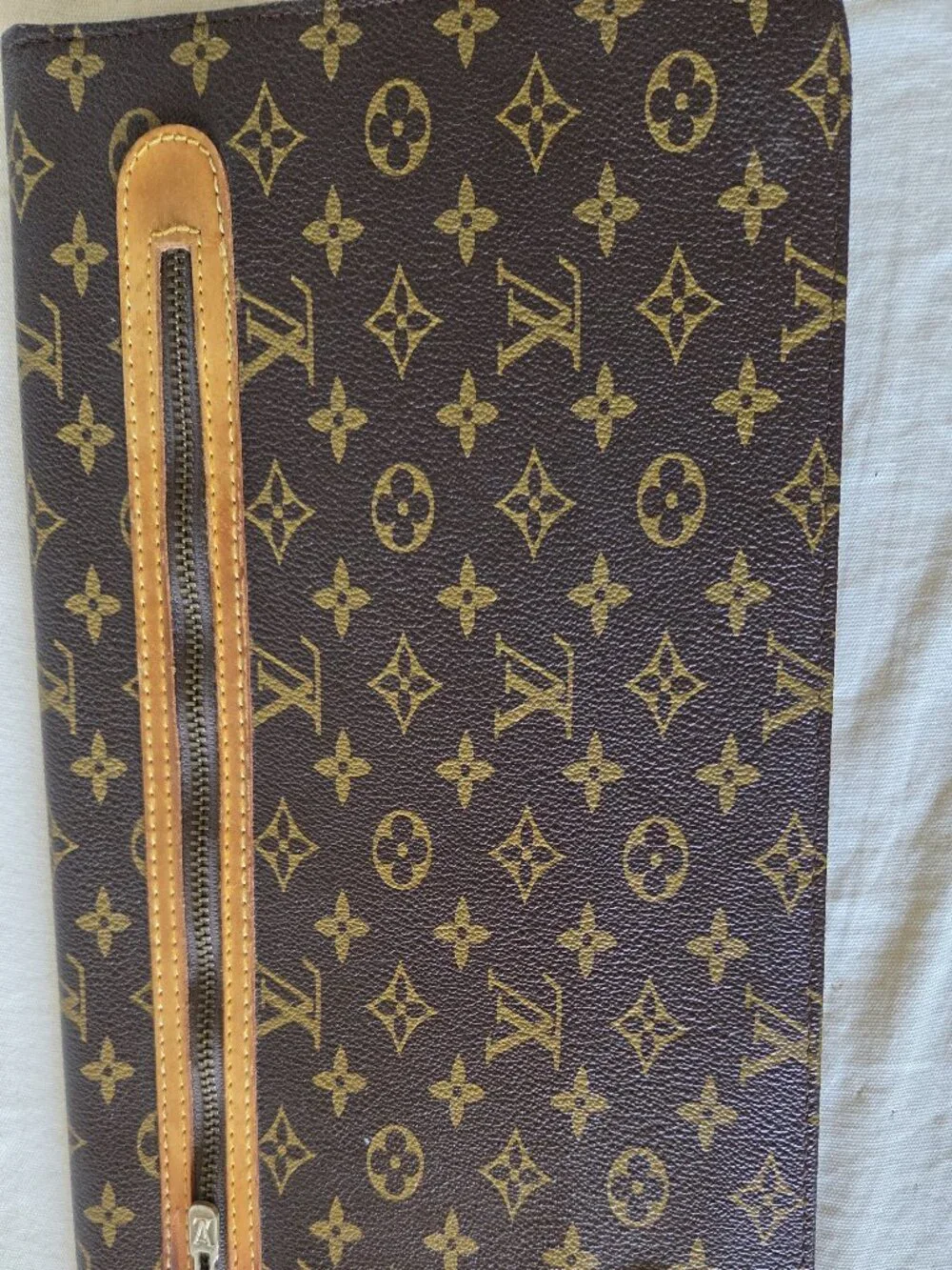Vintage Louis Vuitton Monogram Canvas Binder - Picture 5 of 8